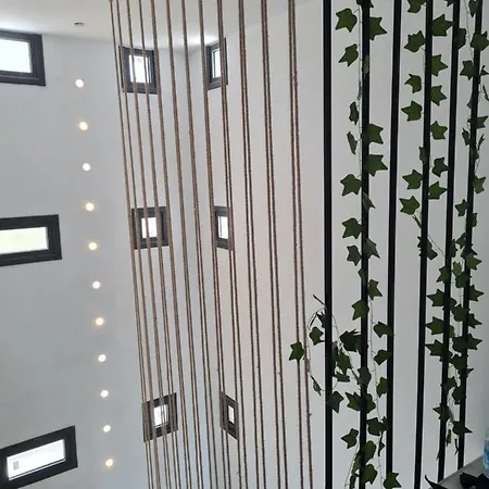 Villa Superior Between The Mountain And The Sea 4+1 Saint Epiktitos